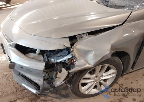 2017 Chevrolet Malibu 1Lt из США, поврежденный, VIN 1G1ZE5ST1HF177848